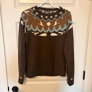 Patagonia Brown Crewneck Merino Wool Sweater with White and Blue Patterns